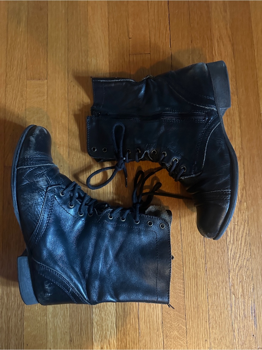 Steve Madden Troopa Black leather lace-up ankle boots, Size 10 M